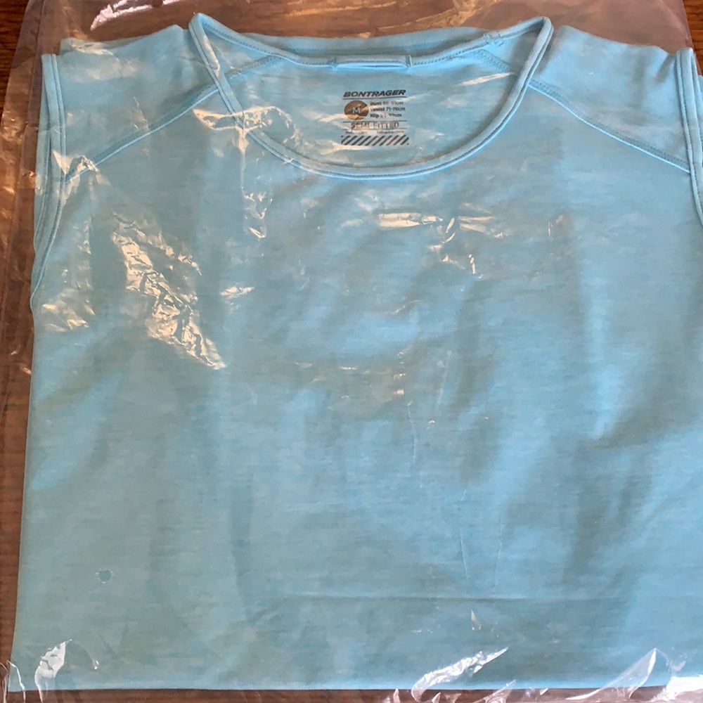 Bontrager fitness tank- semi fitted, size M